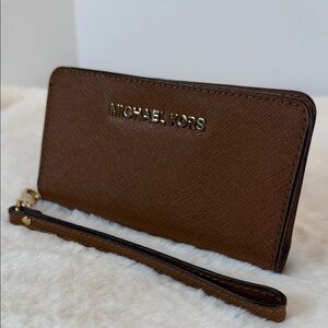 Michael Kors Tan Leather Wallet or Wristlet NWOT